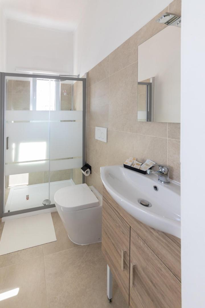 Principe 152 Hotel Bari Bagian luar foto