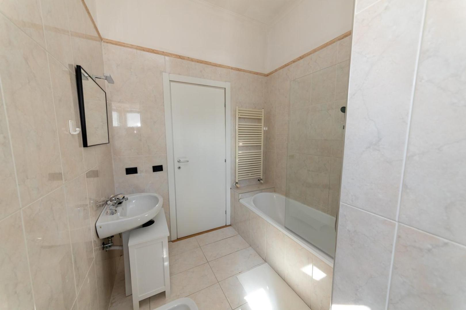 Principe 152 Hotel Bari Bagian luar foto