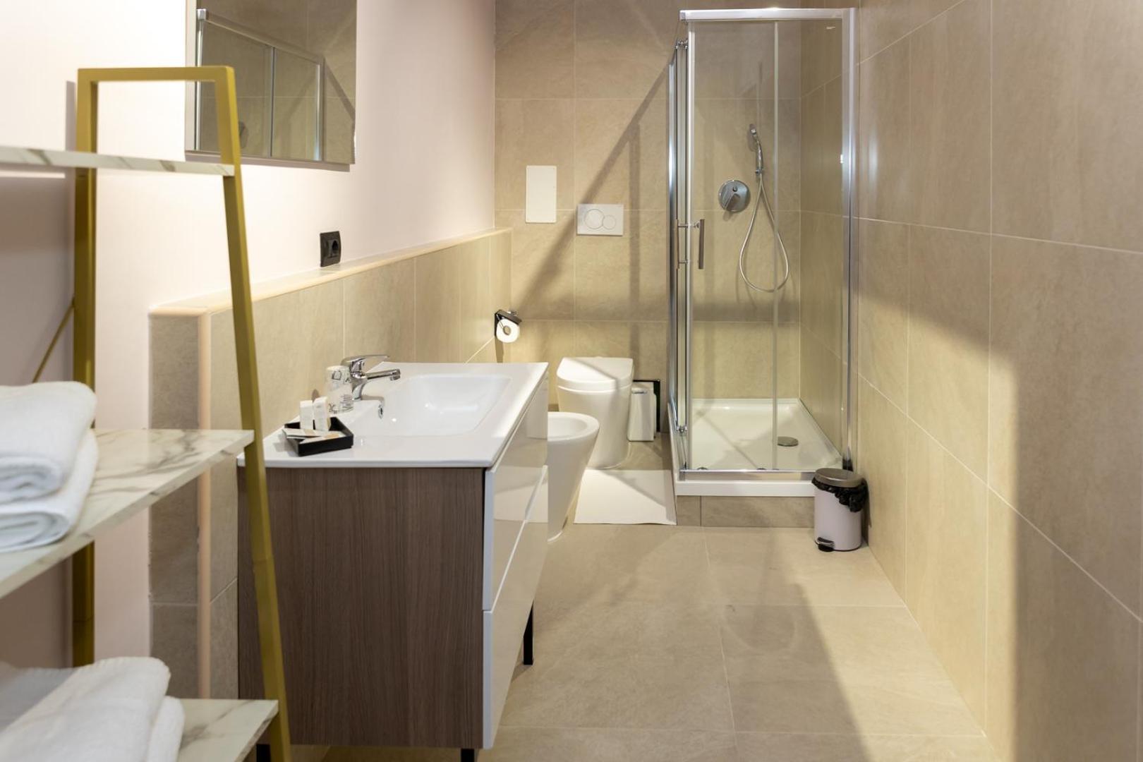 Principe 152 Hotel Bari Bagian luar foto